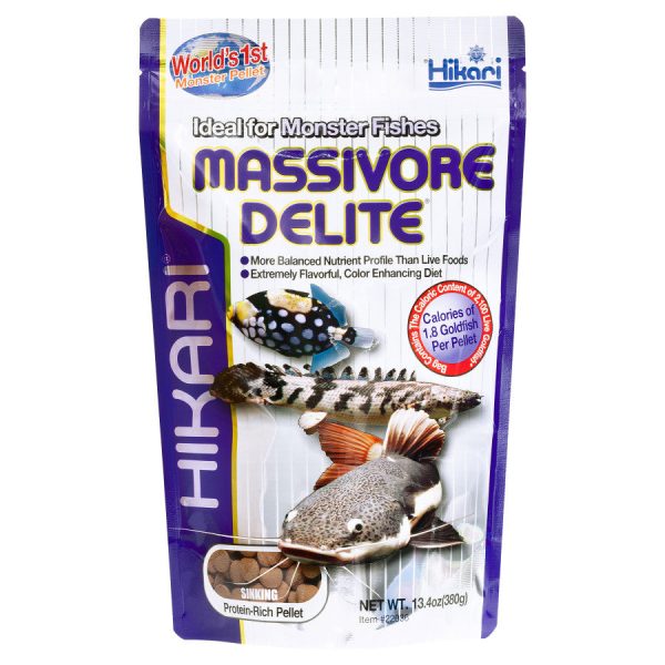 Hikari USA Massivore Delite Carnivore Pellets Fish Food 1ea 13.4 oz, LG Supply